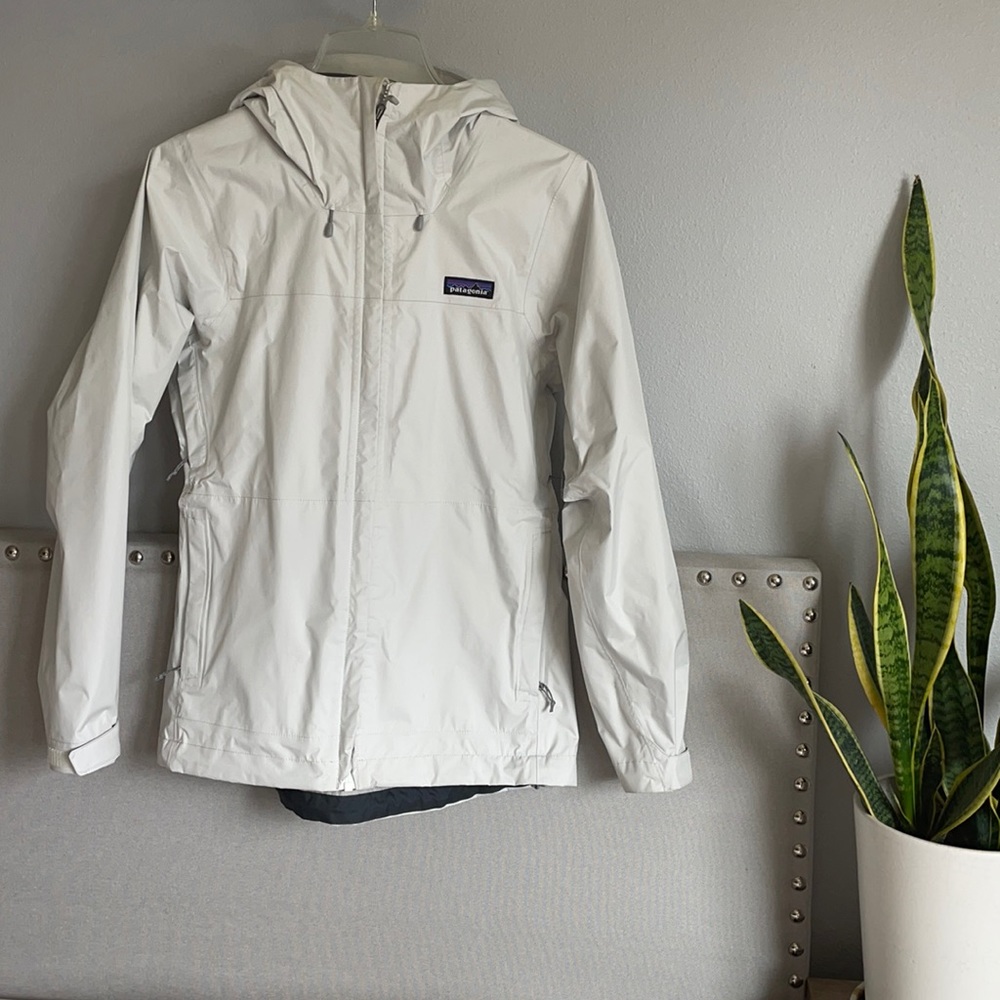 ☔️ Patagonia Torrentshell Rain Jacket